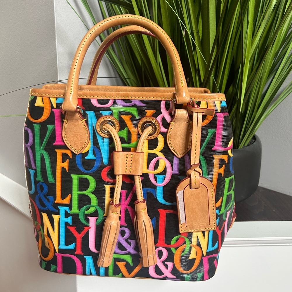 Dooney & Bourke Retro Grafica multicolor drawstring bag